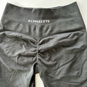 Alphalete Amplify Ultra-High Rise Legging | Smoke Size S